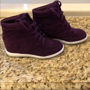 Vera Wang Wedges. Purple. Size W 6.5.